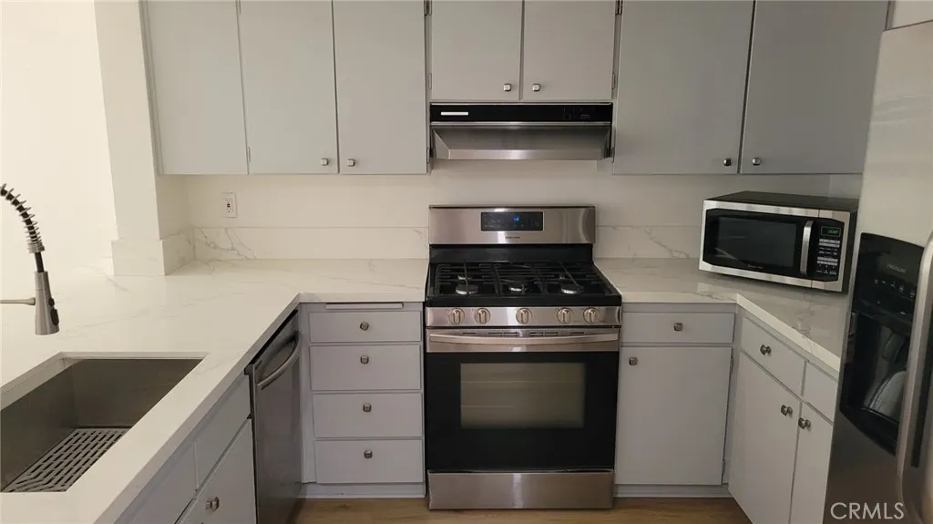 2023 N Via Miraleste 1022, Palm Springs, California 92262 home-pic-5