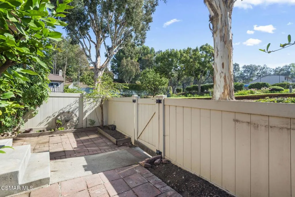 1258 Ramona Drive, Newbury Park, California 91320 home-pic-4