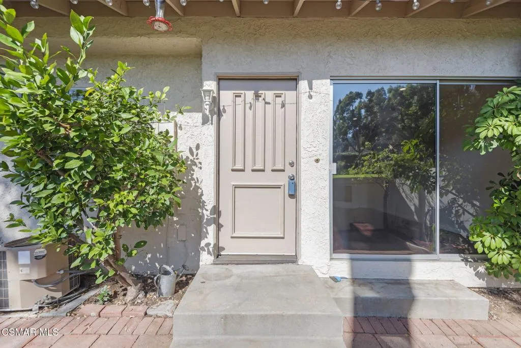 1258 Ramona Drive, Newbury Park, California 91320 home-pic-5