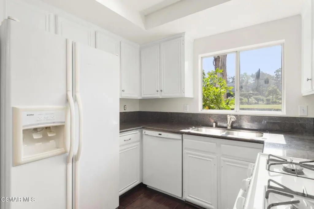 1258 Ramona Drive, Newbury Park, California 91320 home-pic-14