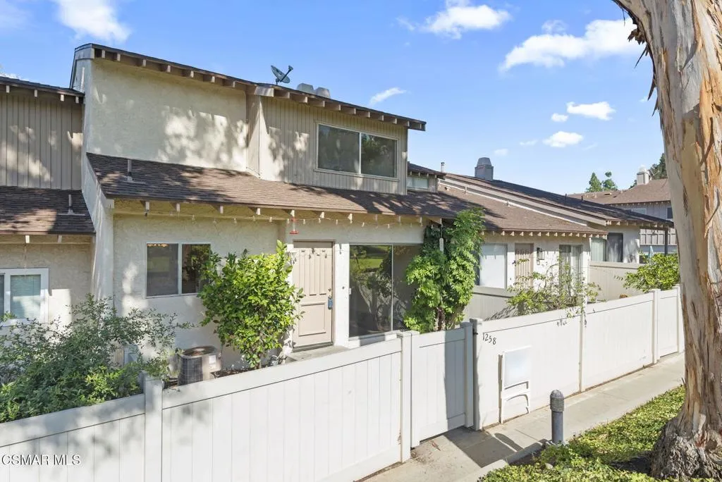 1258 Ramona Drive, Newbury Park, California 91320 home-pic-1