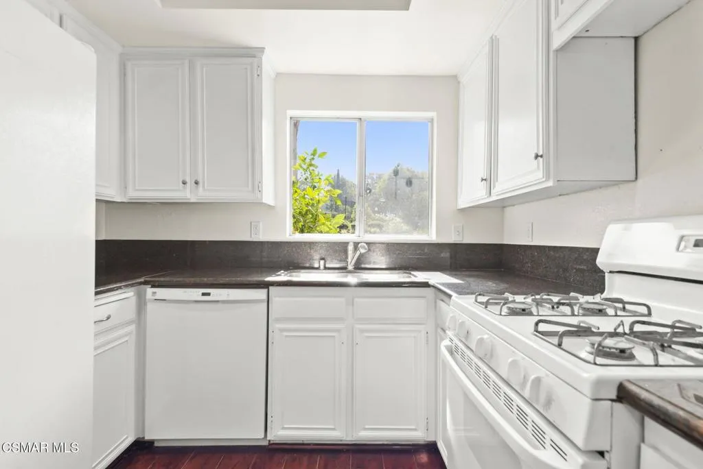 1258 Ramona Drive, Newbury Park, California 91320 home-pic-13