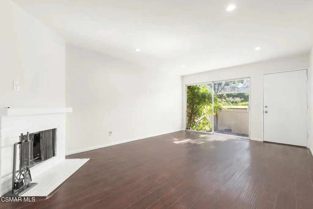 1258 Ramona Drive, Newbury Park, California 91320 home-pic-9
