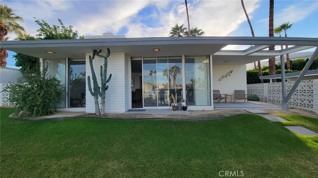 73216 Shadow Mountain, Palm Desert, California 92260 home-pic-1