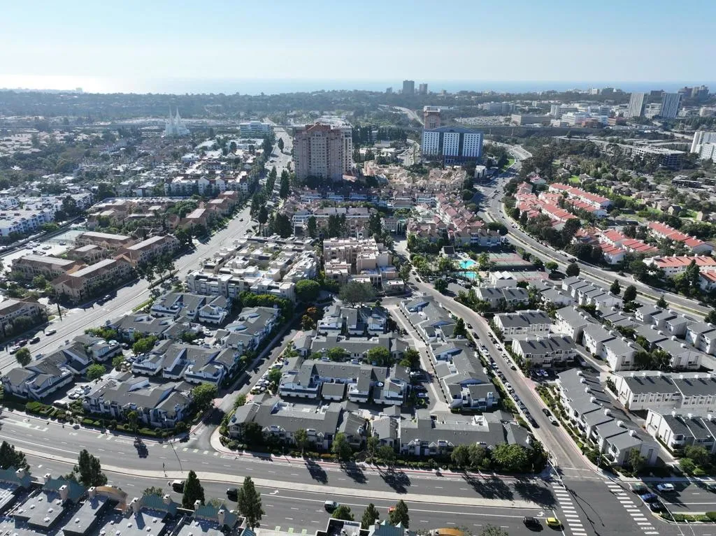 4064 Crystal Dawn 105, San Diego, California 92122 home-pic-28