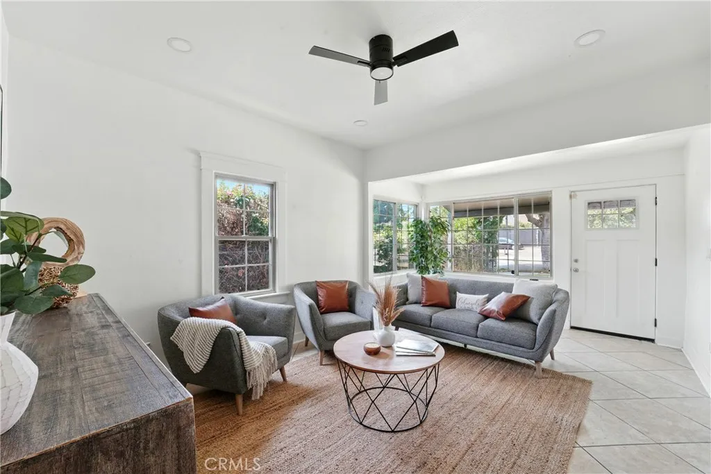 236 N Michigan Avenue, Pasadena, California 91106 home-pic-3