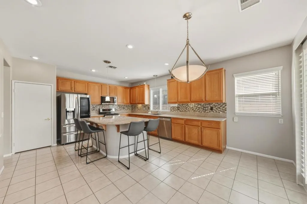 49451 Biery Street, Indio, California 92201 home-pic-9