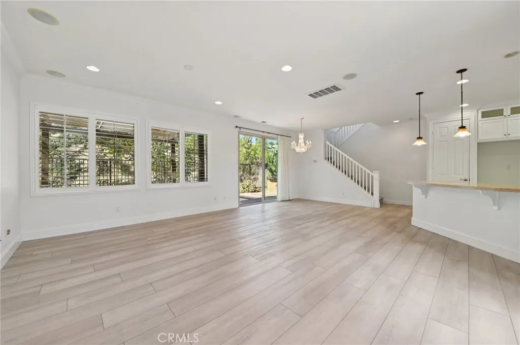 21 Canoe, Irvine, California 92618 home-pic-3