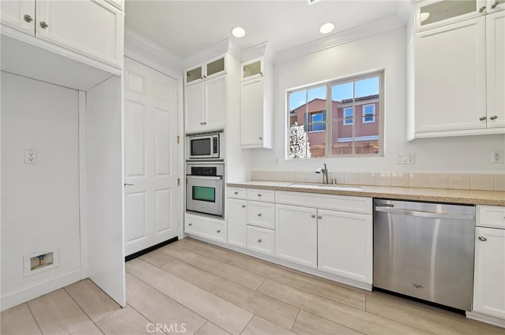 21 Canoe, Irvine, California 92618 home-pic-8