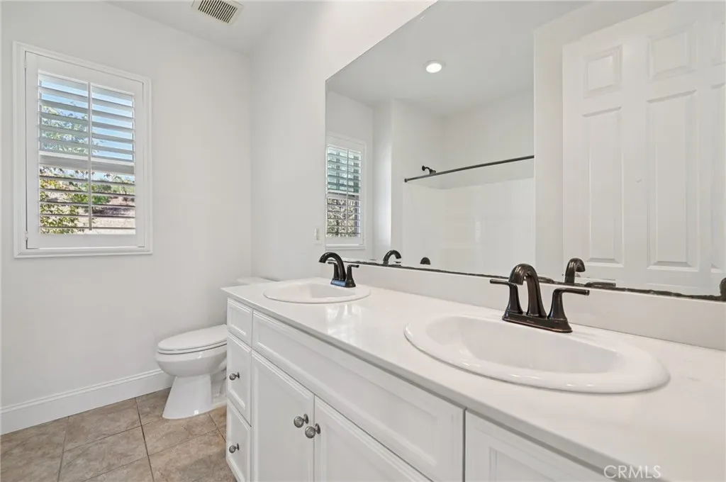 21 Canoe, Irvine, California 92618 home-pic-12