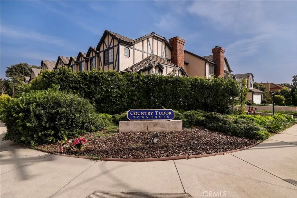 1814 8th, Monrovia, California 91016 home-pic-27