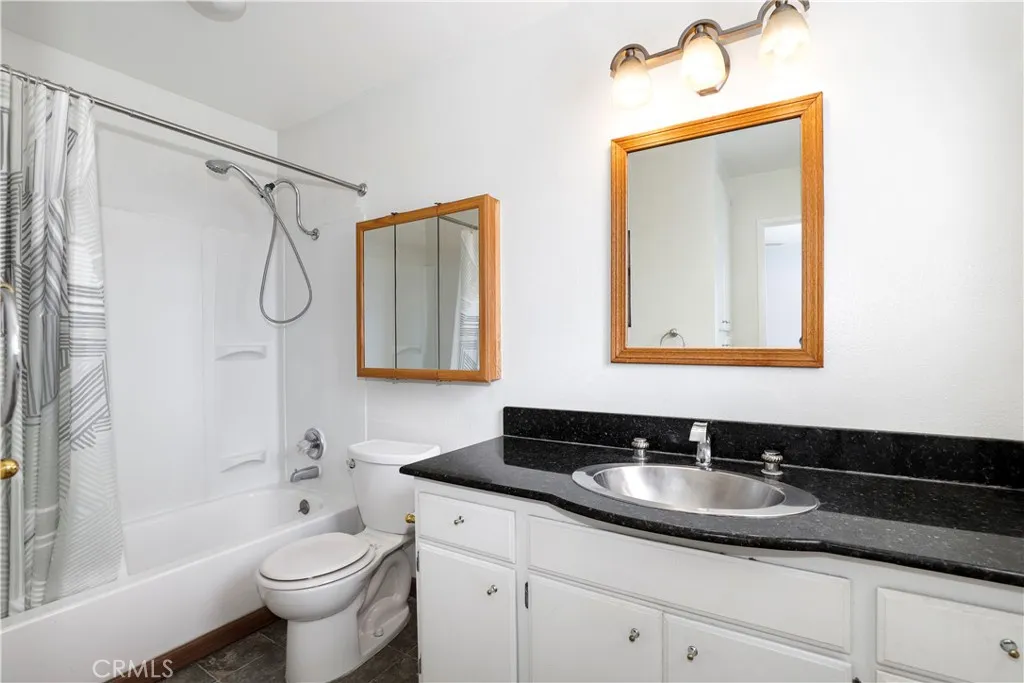 1814 8th, Monrovia, California 91016 home-pic-20