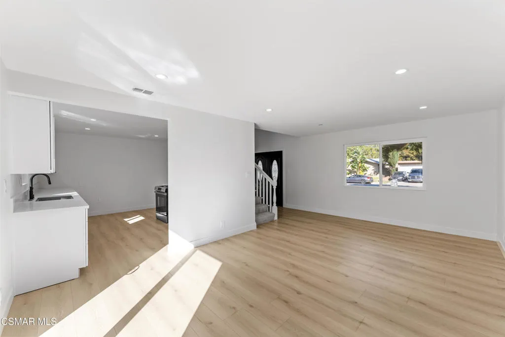 2750 Hollister Street, Simi Valley, California 93065 home-pic-6