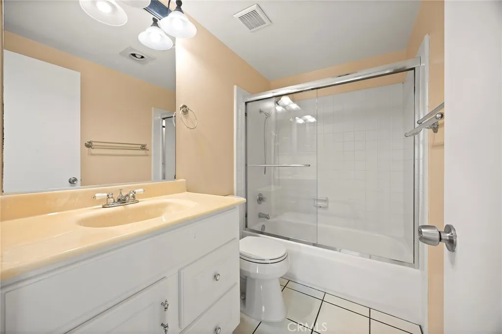 6525 E Camino, Anaheim, California 92807 home-pic-12