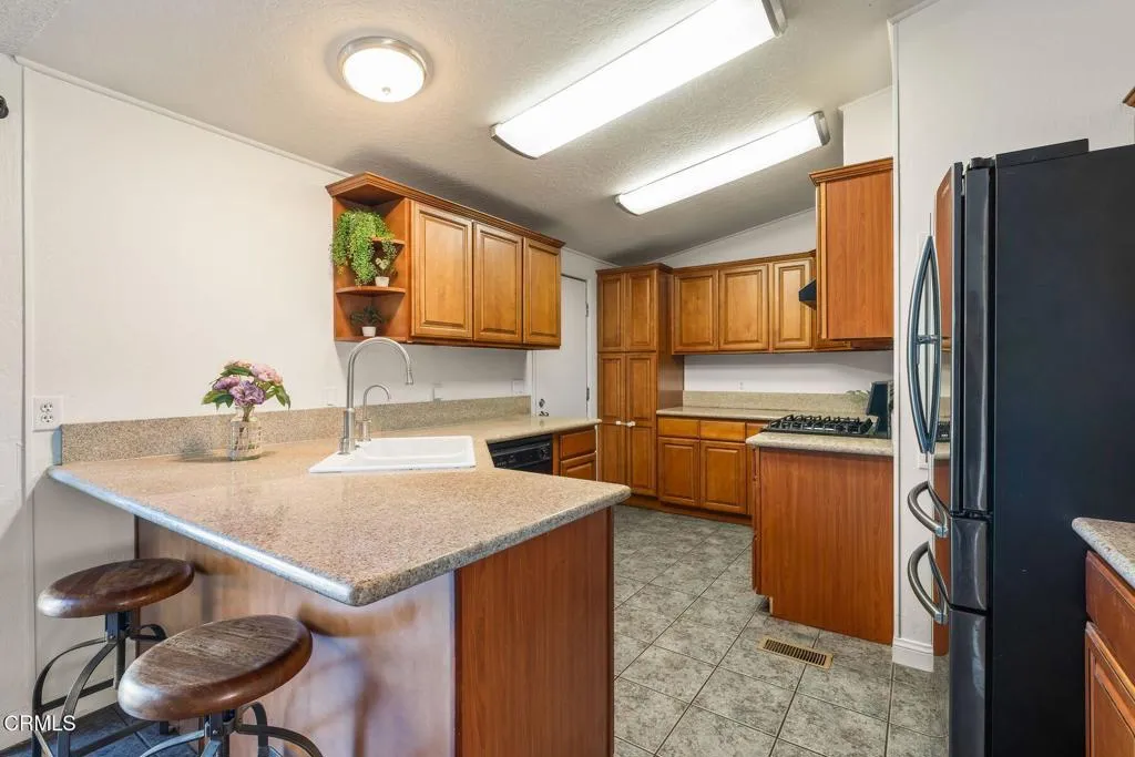 1025 Cachuma Avenue 59, Ventura, California 93004 home-pic-7
