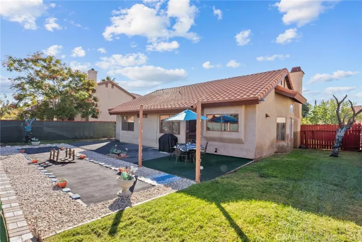 5353 Karling, Palmdale, California 93552