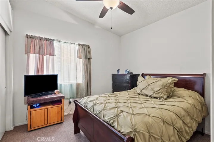 5353 Karling, Palmdale, California 93552