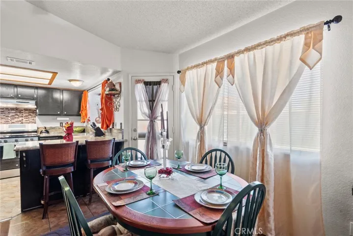 5353 Karling, Palmdale, California 93552