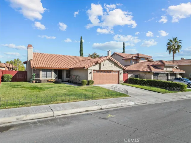 5353 Karling, Palmdale, California 93552