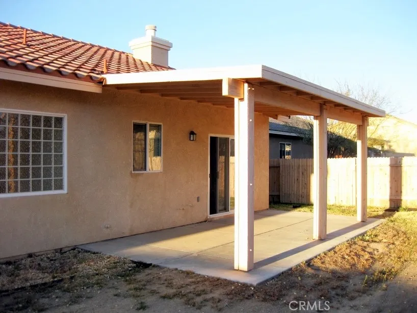 16147 Winona, Victorville, California 92395 home-pic-9
