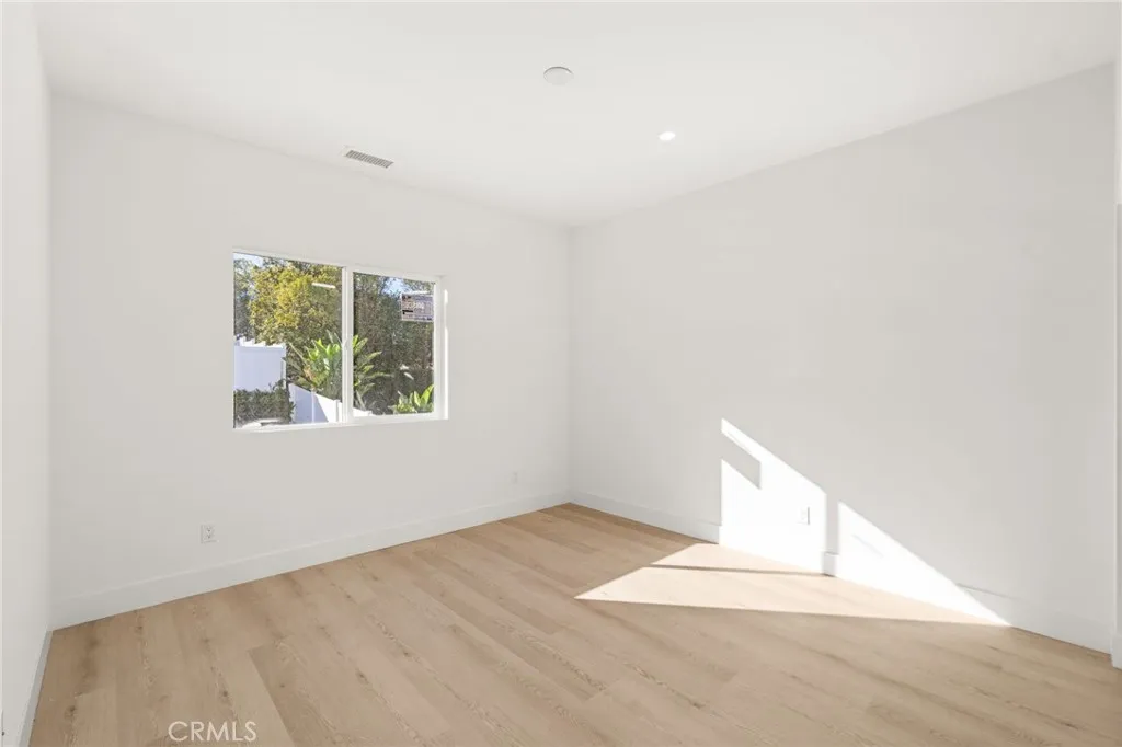 3704 Howe, Corona, California 92881 home-pic-21