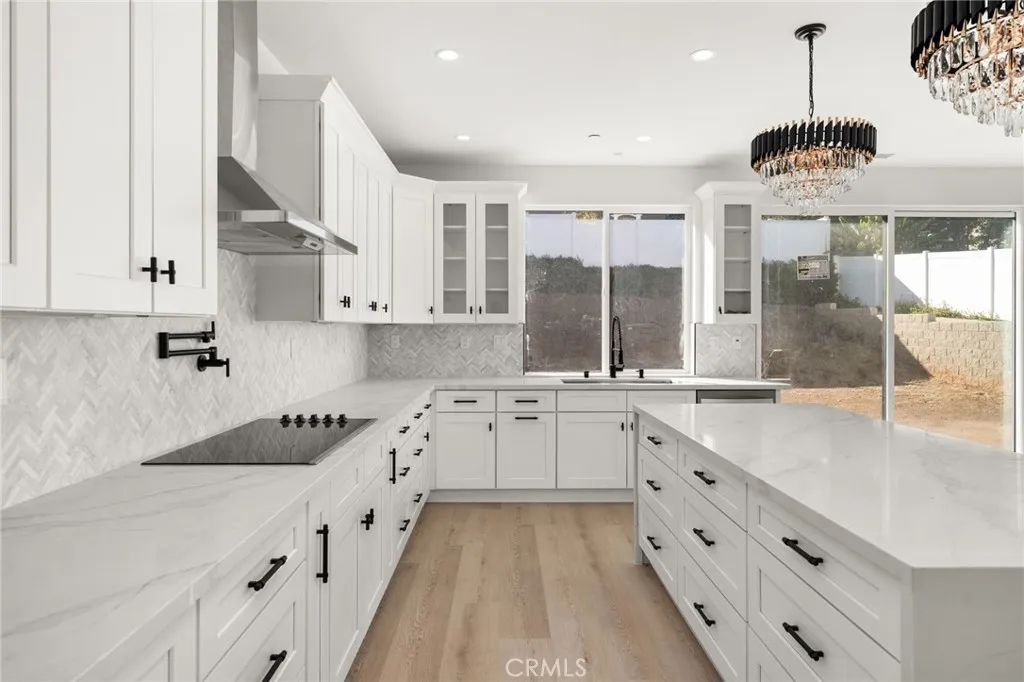 3704 Howe, Corona, California 92881 home-pic-4