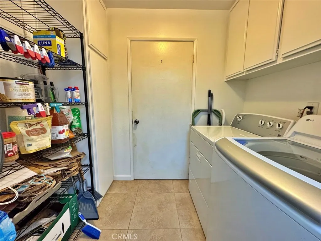 4177 Manhattan Beach Blvd., Lawndale, California 90260 home-pic-23