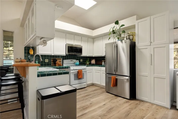 Kitchen pic#2