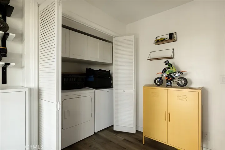 Washer dryer closet in Bedroom #3