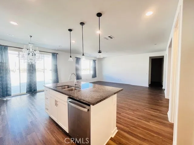 28813 Chapparal Court, Canyon Country, California 91350 home-pic-7