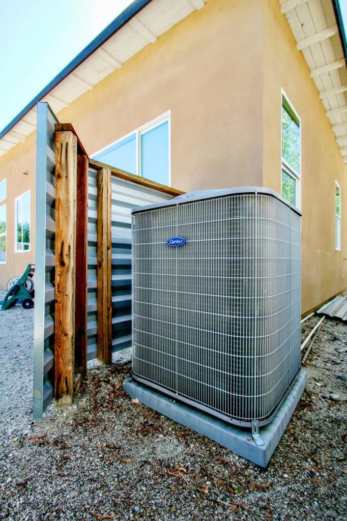 13868 Avenida La Vista, Desert Hot Springs, California 92240 home-pic-36