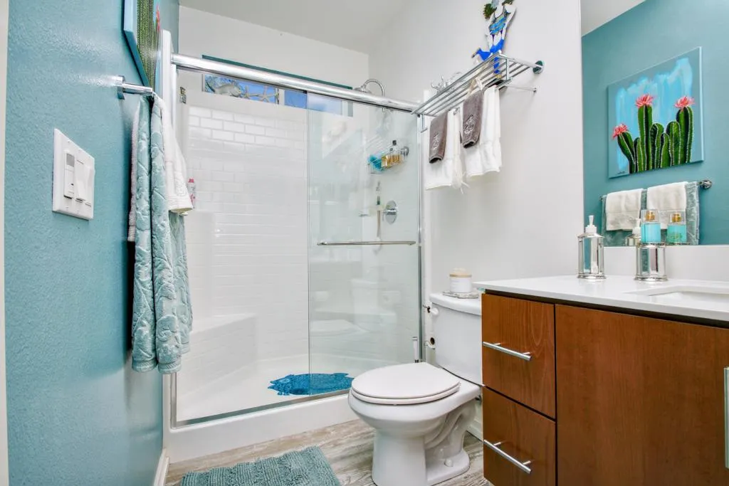 13868 Avenida La Vista, Desert Hot Springs, California 92240 home-pic-28