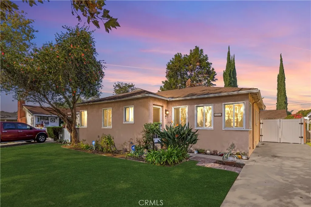 457 Chester Place, Pomona, California 91768 home-pic-32