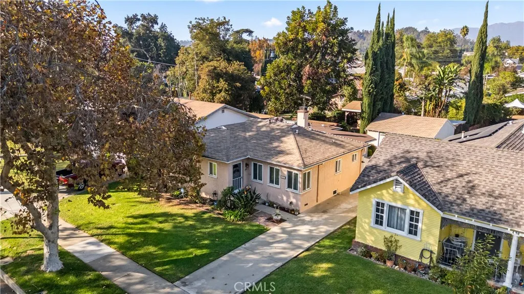 457 Chester Place, Pomona, California 91768 home-pic-30