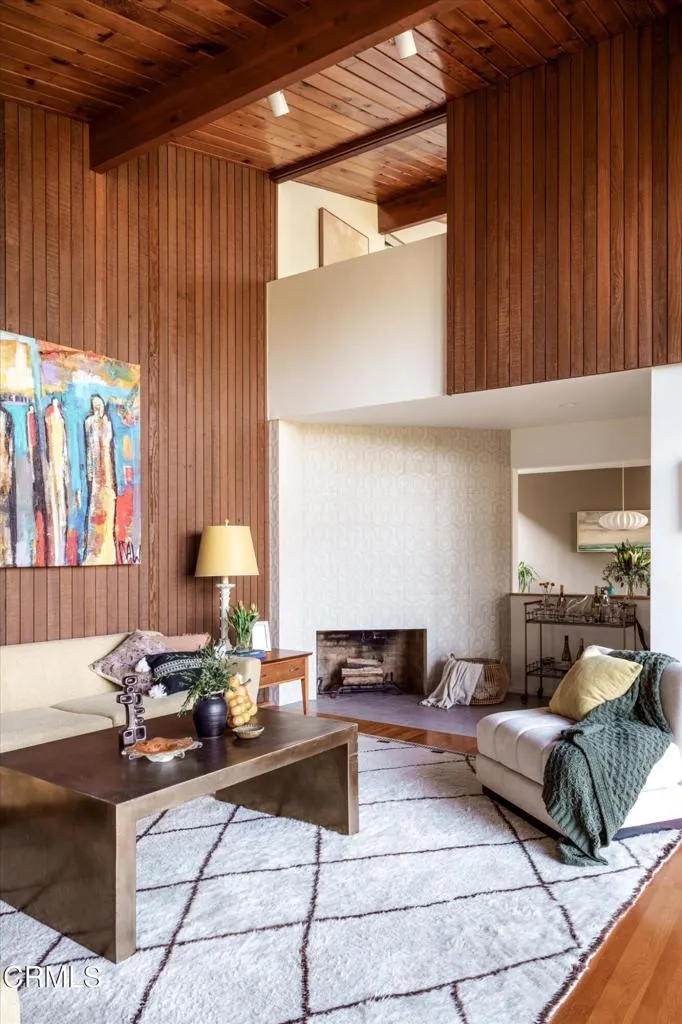 1256 Club House Drive, Pasadena, California 91105 home-pic-6