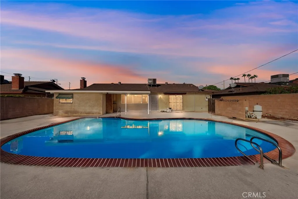 9647 Kempster Avenue, Fontana, California 92335 home-pic-2