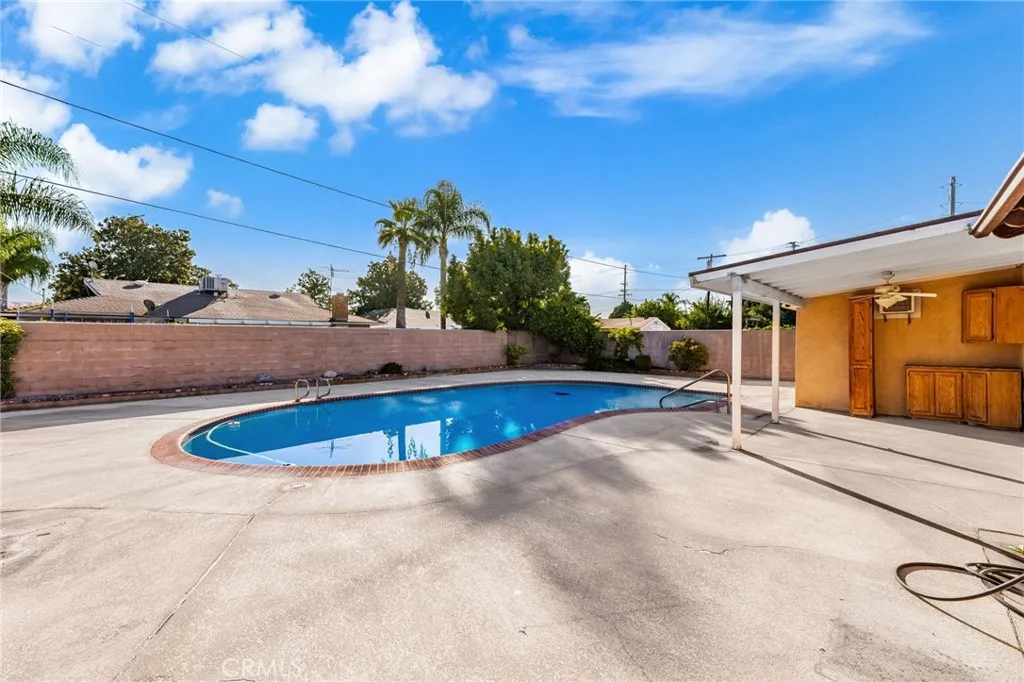 9647 Kempster Avenue, Fontana, California 92335 home-pic-30