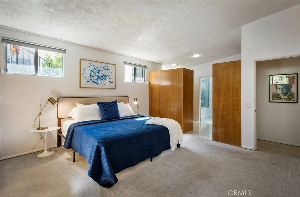 2820 E Chevy Chase Drive, Glendale, California 91206 home-pic-31