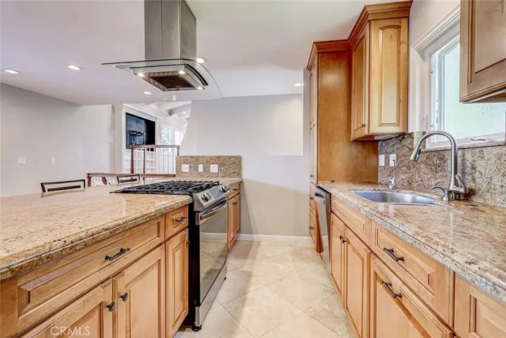 1030 5th Street, Hermosa Beach, California 90254