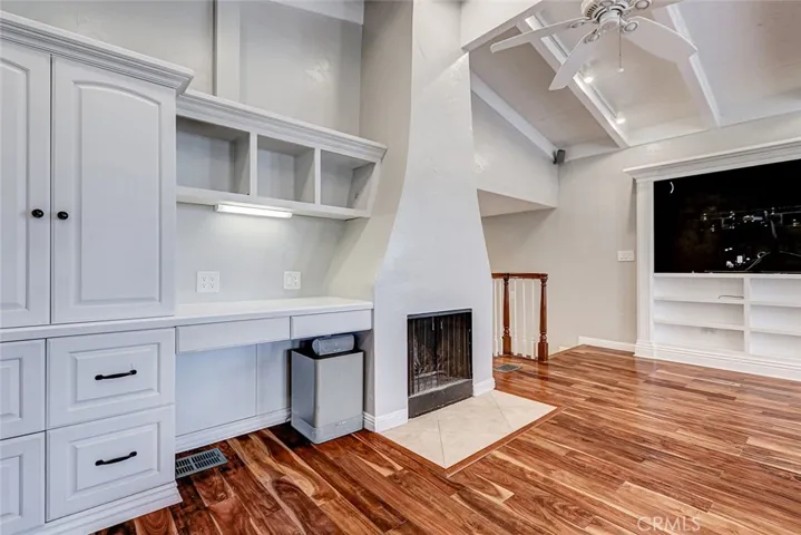 1030 5th Street, Hermosa Beach, California 90254