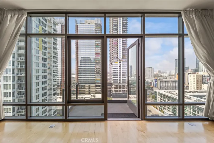 1100 S Hope 1704, Los Angeles, California 90015
