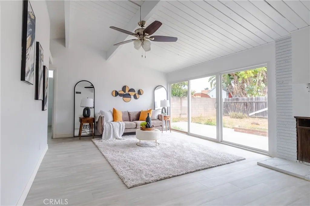 5921 Los Ramos Circle, Buena Park, California 90620 home-pic-6