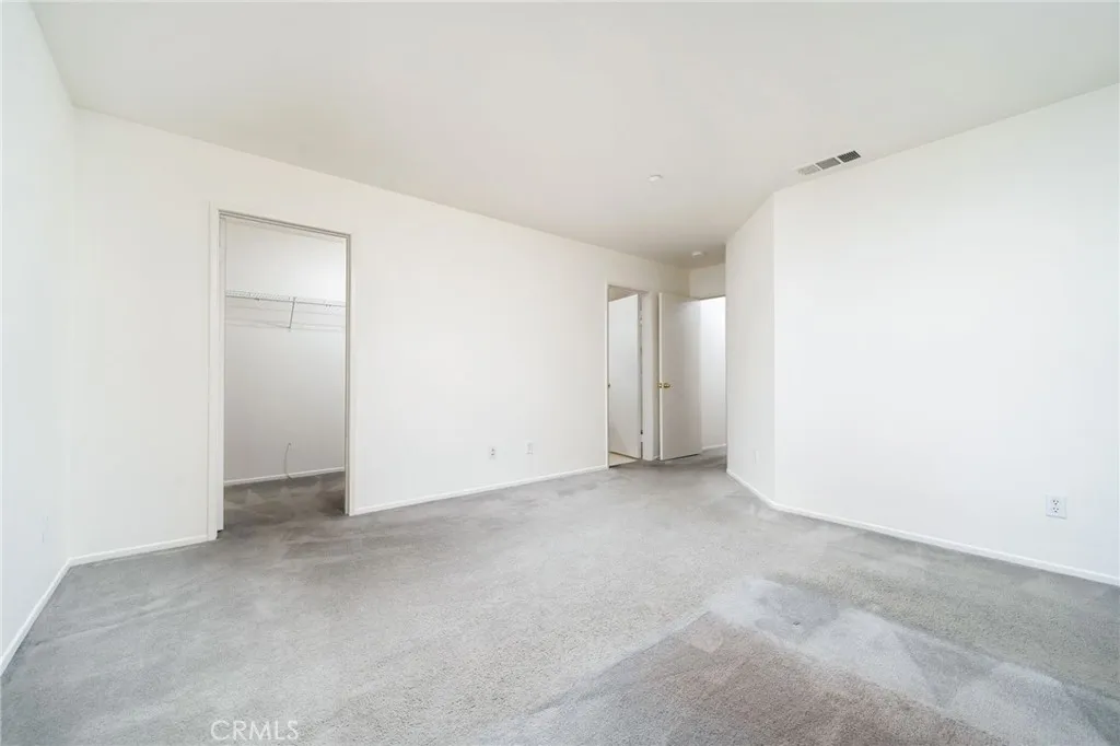 6361 Pintail Way, Fontana, California 92336 home-pic-16