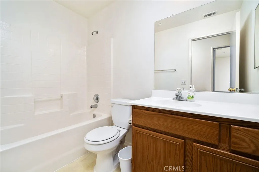 6361 Pintail Way, Fontana, California 92336 home-pic-13