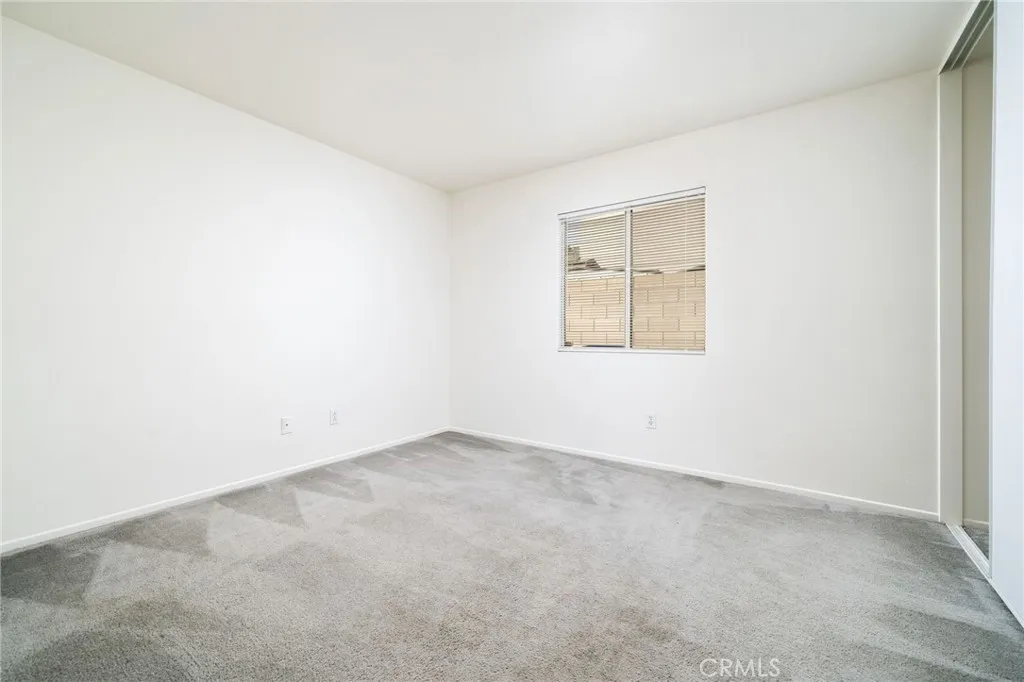 6361 Pintail Way, Fontana, California 92336 home-pic-12