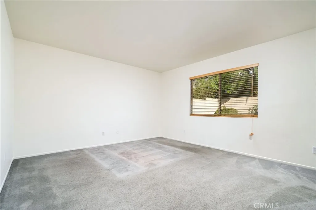 6361 Pintail Way, Fontana, California 92336 home-pic-15