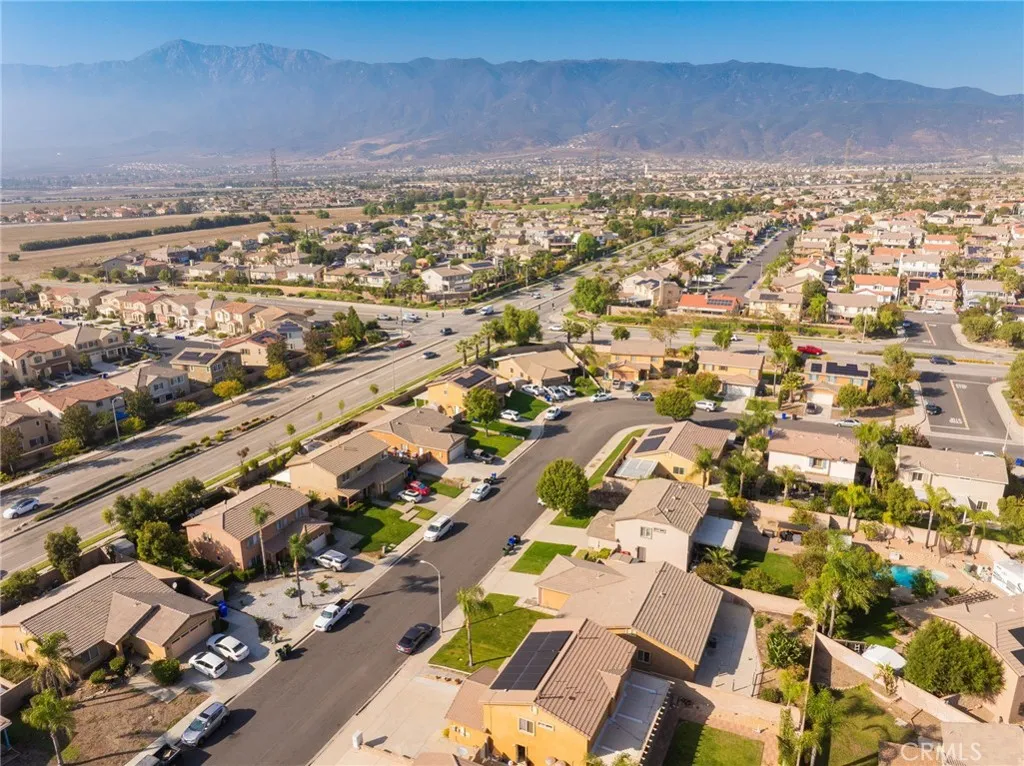 6361 Pintail Way, Fontana, California 92336 home-pic-29