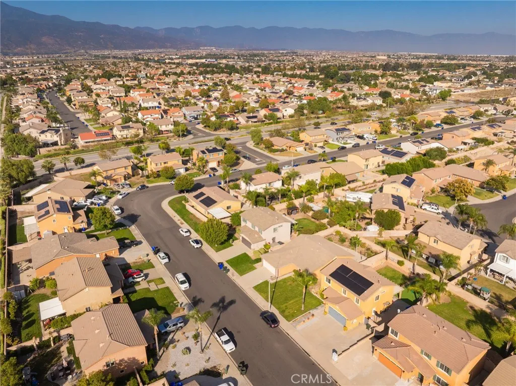 6361 Pintail Way, Fontana, California 92336 home-pic-28
