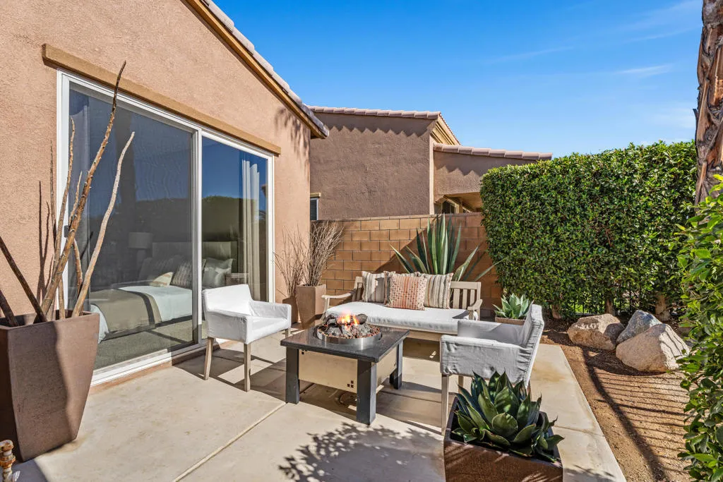 77310 Colorado Street, Palm Desert, California 92211 home-pic-9