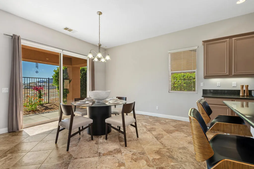 77310 Colorado Street, Palm Desert, California 92211 home-pic-6